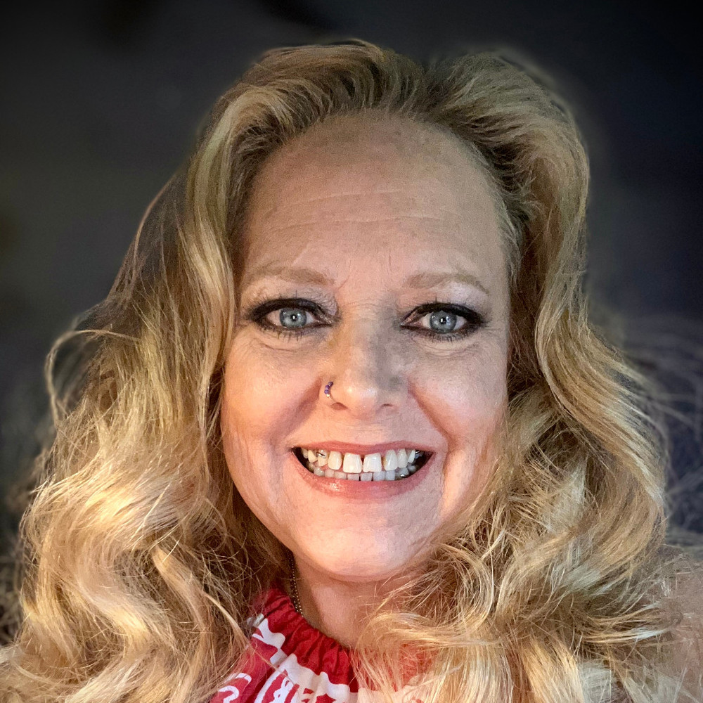 Meet your Posher, Lori